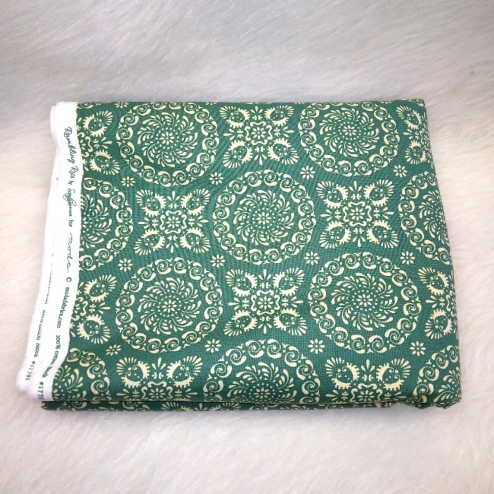 FABRIC Moda Fabrics Rambling Rose 100% cotton Stock # 17791
